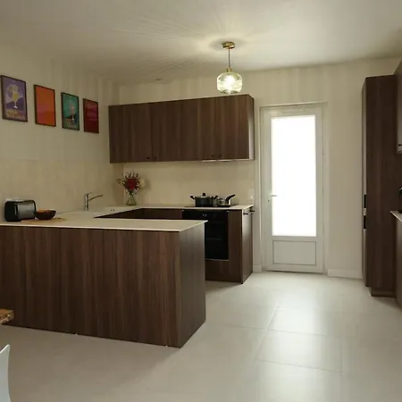 Bienvenue Chez Tocane-Saint-Apre